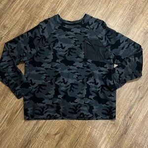 Men’s Black Camo Crew Neck Lightweight Sweatshirt - Size XL